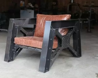 Металлические кресла